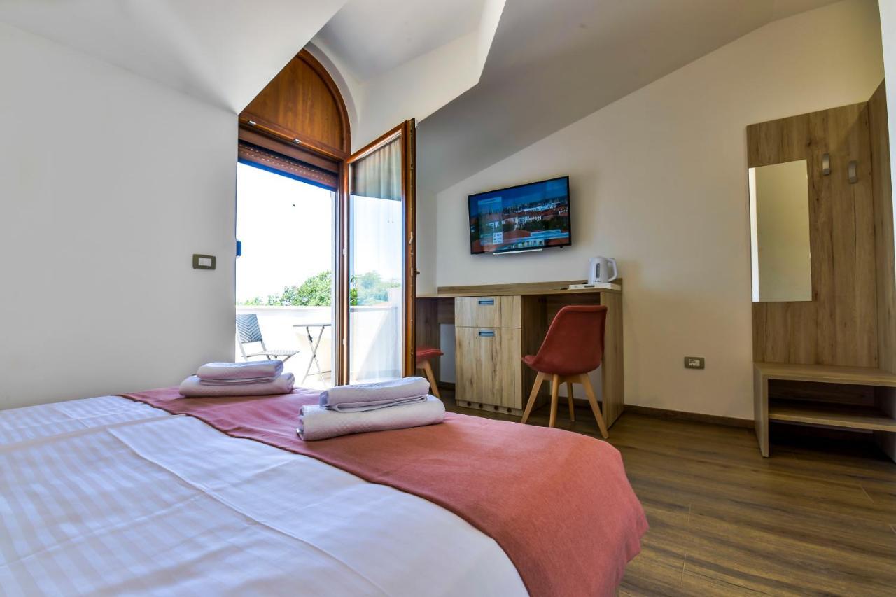 Casa Istriana Dajla Rooms Novigrad Istria Exterior foto